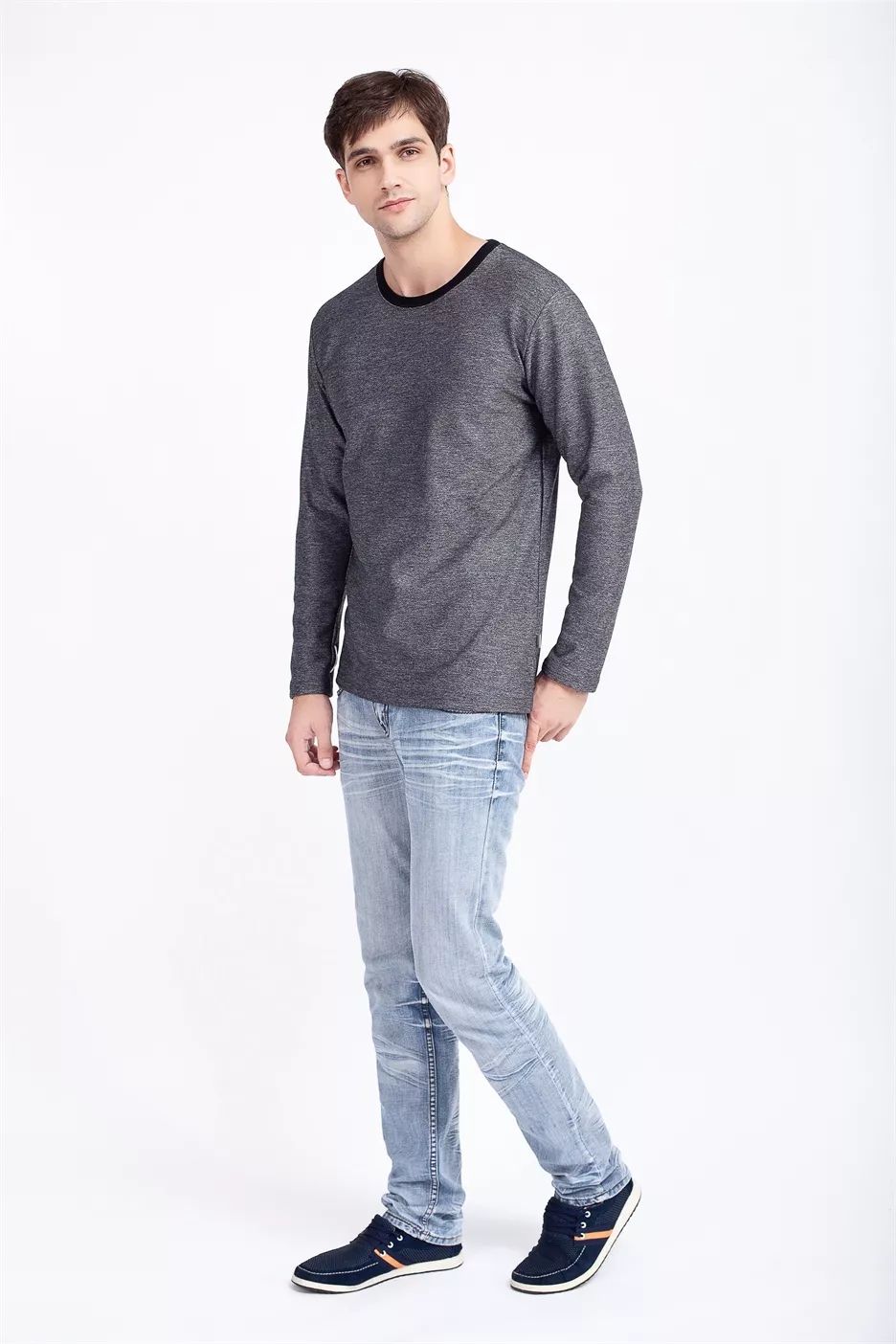 防寒挡风智能蓄热，穿一抵三、消除静电，一件衣服到底可以多牛？