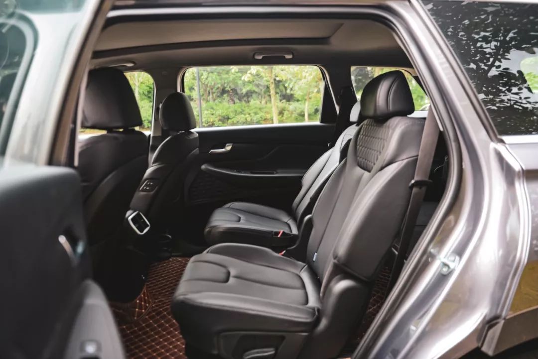 现代胜达试驾38号评测视频,现代进口胜达3.0试驾视频