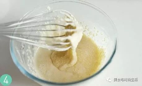 超简单的薄脆饼干，面糊搅一搅就烤，焦香酥脆，一口一个停不下来