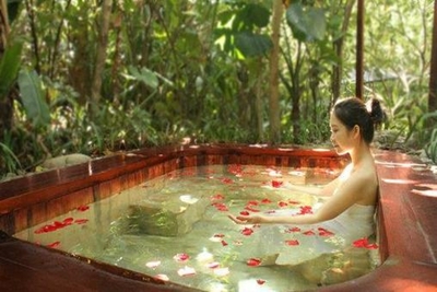 泡温泉注意事项和准备视频,泡温泉张智霖