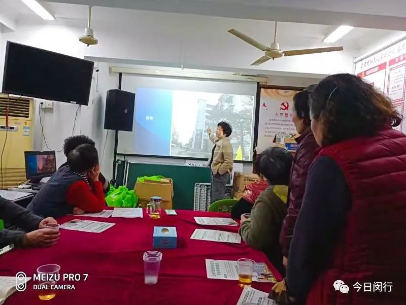 加装电梯小故事,4个小故事听完一身冷汗