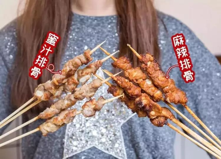 吾悦广场10元烧烤,吾悦烤鱿鱼10块钱9串