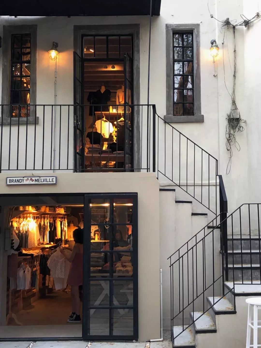 不用海淘代购的化妆品,宋妍霏同款平价包包