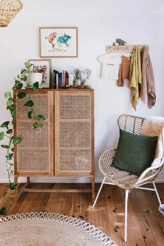 布艺沙发脏了怎么清洗没有吸尘器,皮革沙发时间长了脏了怎么清理