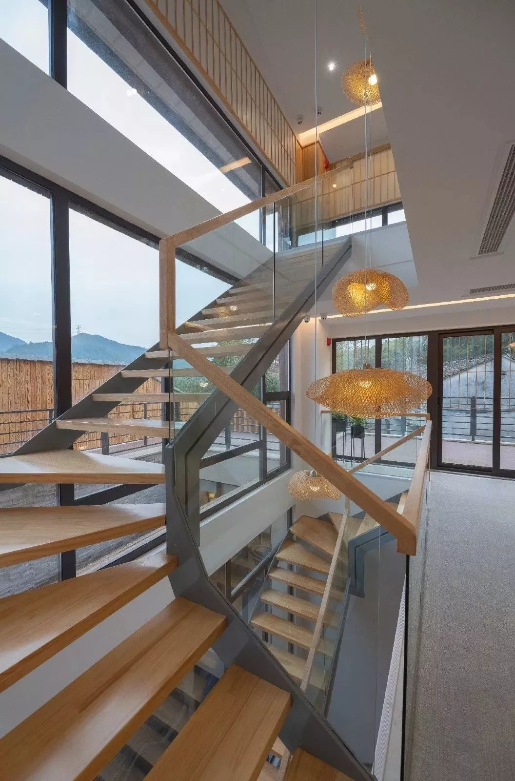 人均200一日游,100元一晚自驾游民宿