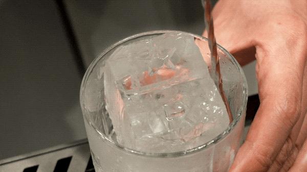 星巴克特调鸡尾酒价格,特调鸡尾酒生命之水冰美式