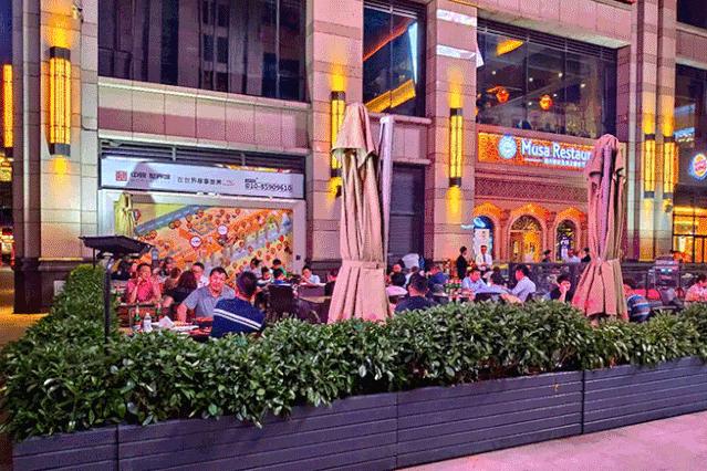 这16个抓住“夜经济”红利的mall，已经玩嗨了