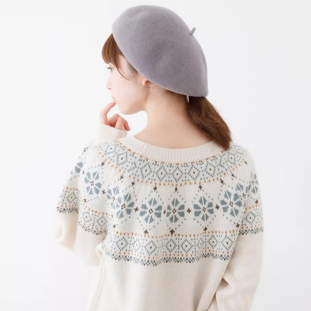 日杂少女改变风格,复古森女文艺优雅穿搭