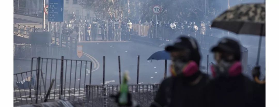 港警实弹警告,港警喊话暴徒视频完整版