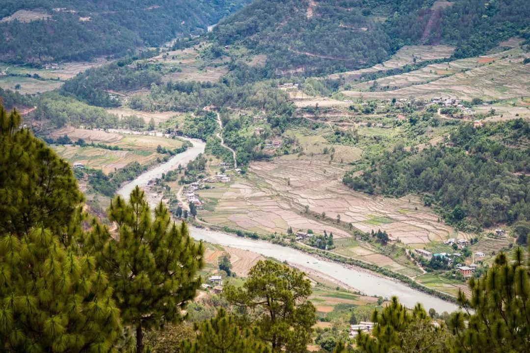 LP公布2020世界最佳旅行目的地！榜首竟是个被安缦六善争抢的宝藏国家