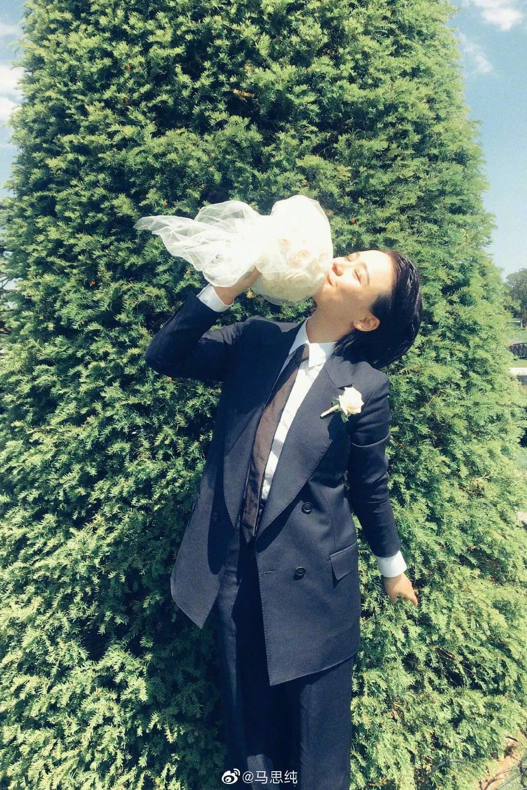 香奈儿发布会各路明星都来捧场,香奈儿回应包15分钟原视频