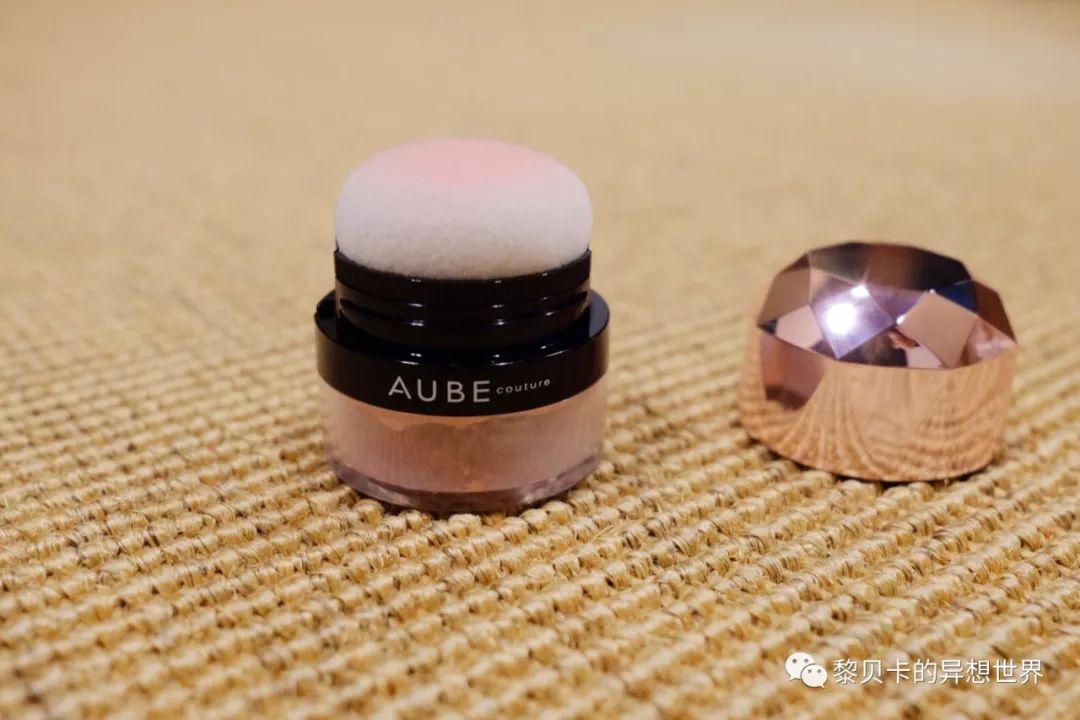 打破秋冬沉闷感单品,秋冬拒绝臃肿沉闷