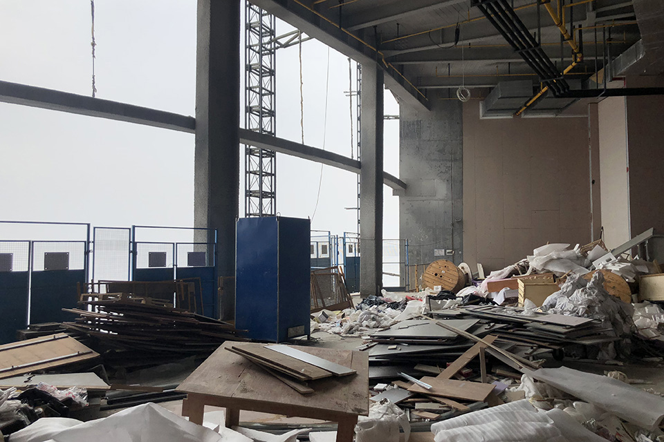 武汉绿地中心还有续建的可能吗,武汉绿地旁边高楼