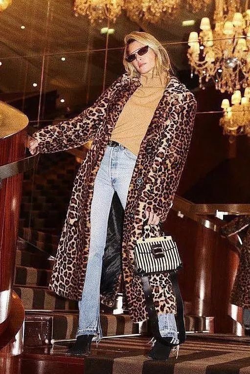 大衣买哪些经典不过时,哪些牌子的大衣值得推荐