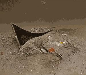 如果把一台MacBook连摔26次，会发生什么？