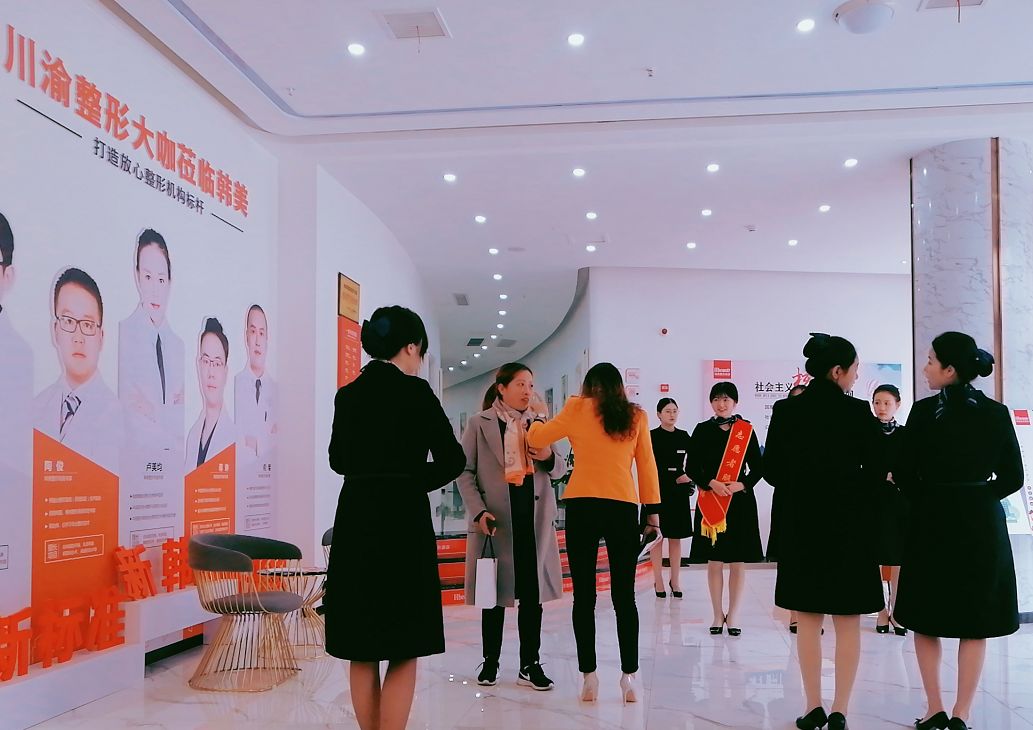 救助穷苦大学生,资助贫困孩子的好心人