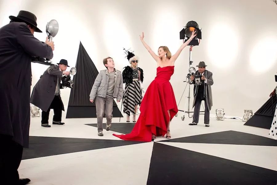 在过圣诞这件事上，明星们比你认真多了