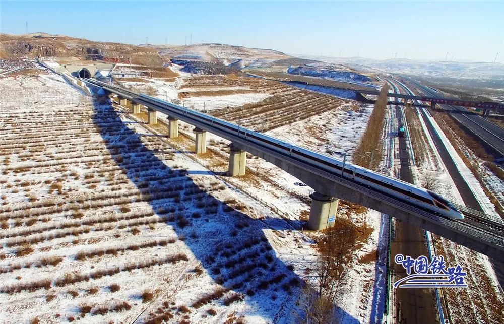 呼和浩特通全国高铁路线,呼和浩特进京高铁视频