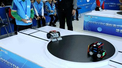 当传统文化遇上现代科技的素材,当传统文化遇上科技