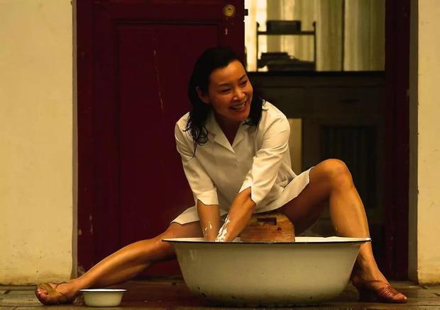 陈冲惊艳迷人,陈冲壮硕身材