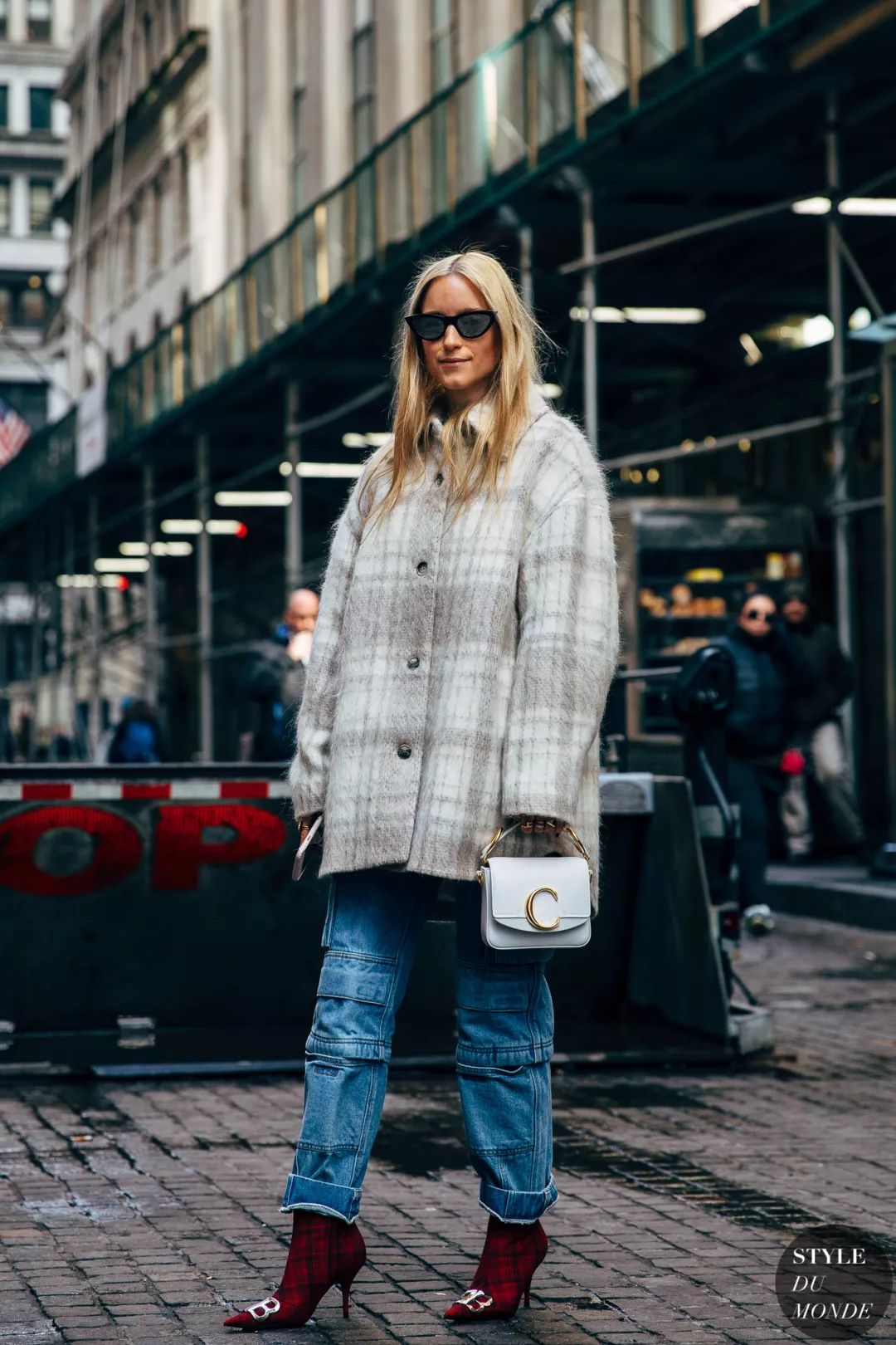 钟楚曦穿的黑色裙子,钟楚曦穿裙子