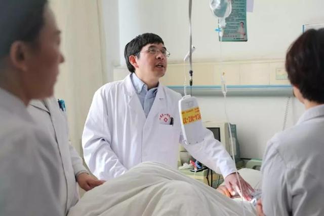 鍗冮噷閫佹俯鏆栫殑瑙嗛,鍗冮噷閫佹俯鏆栨叞闂殩浜哄績