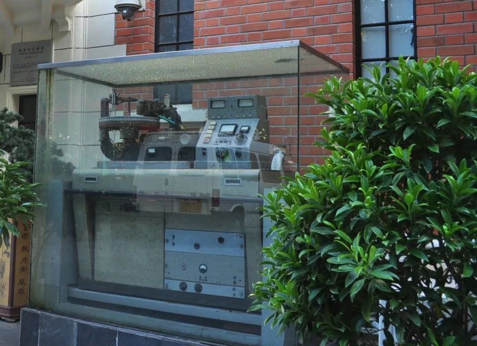 到衡山路811号听老唱片：梅兰芳、周璇都曾留声