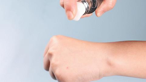 早晚都可以用的保湿精华,清爽保湿的同时也不油腻的精华