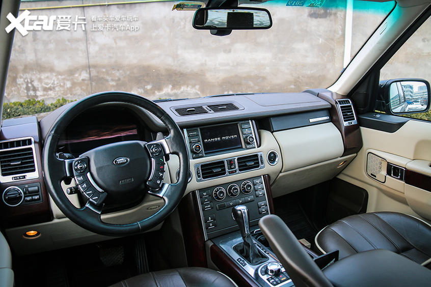 有钱人都买什么物件,现在年轻人能买哪些二手车