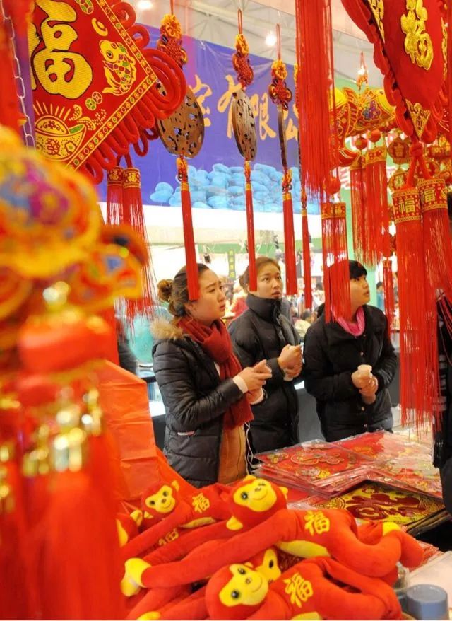 音乐会、馆藏展、*子烟电**花秀……这是青羊送给你的年货！