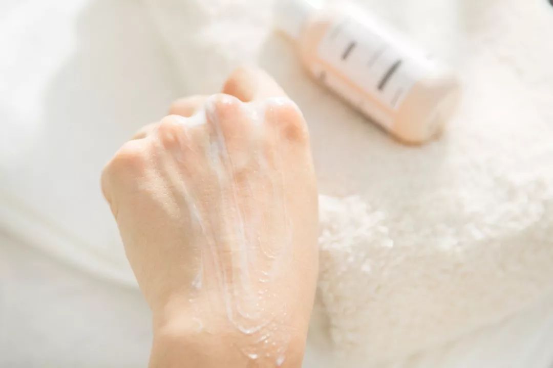 过年不知道该送爸妈什么,过年送礼送父母什么比较合适