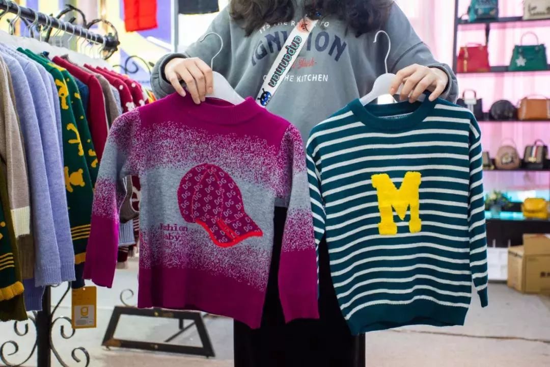 爆款羽绒服全场1元起,全场羽绒服低至199元起