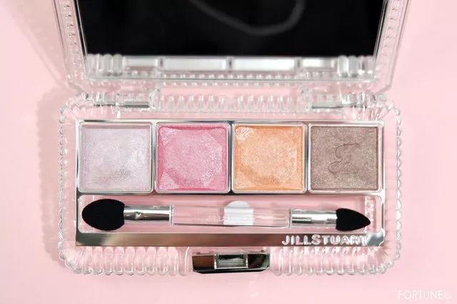 2019秋冬最值得入手的眼影盘,19年最值得入手的眼影