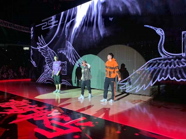 gai胡明轩万里长城,全明星cba胡明轩万里长城