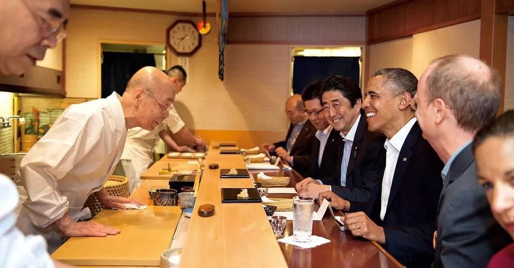 寿司之神被米其林摘牌,第102届日本高中足球联赛开幕