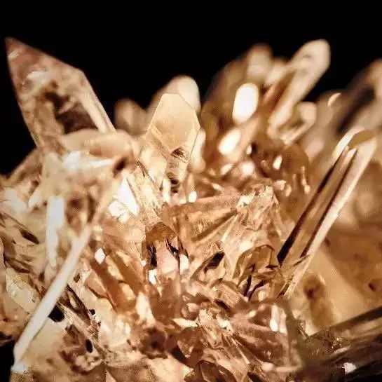 抗老三部曲紧致少女肌,抗老做好这五步hold住童颜少女肌