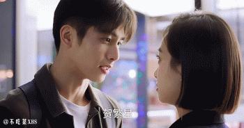 这种男人没结婚早点离开没有好的,男人还不分手留着过年吗