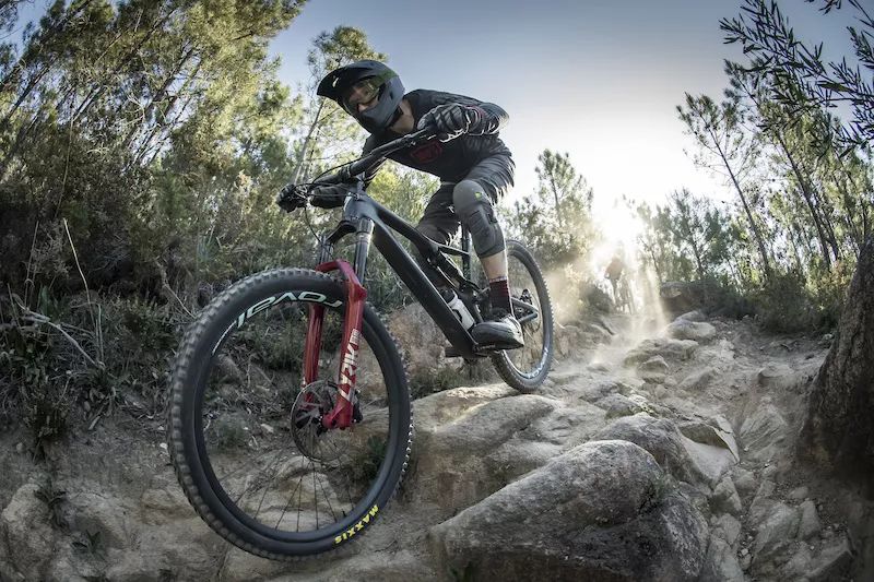 压岁钱山地车升级教程,山地车前叉升级