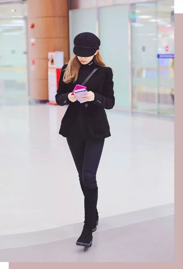 两位TOP女偶像的搭配抄袭事件