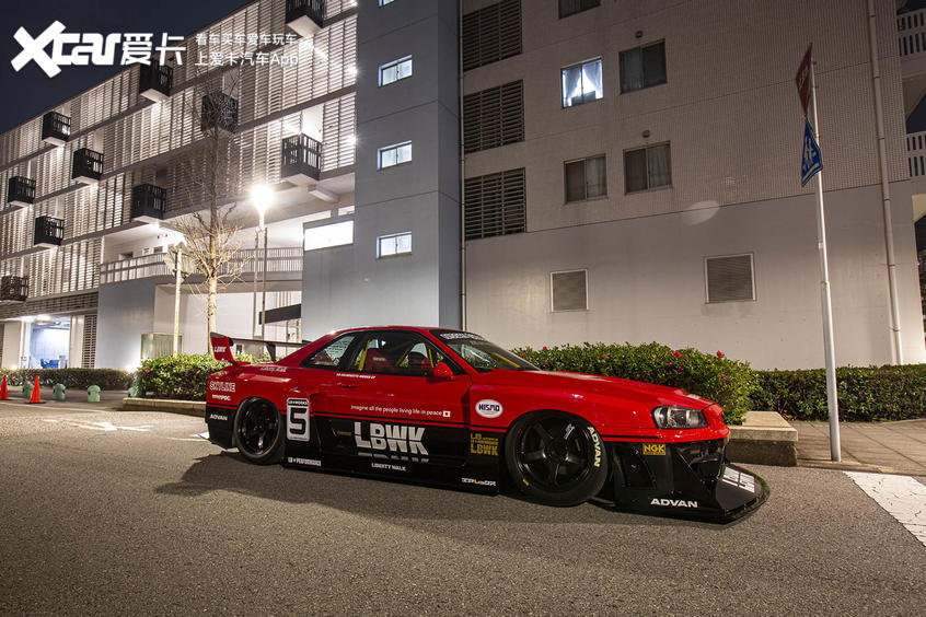 LB不止专注于意大利超跑，重塑R34Skyline依旧手到擒来