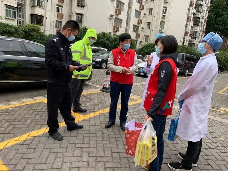 直击隔离病区,直击深圳疫情防控现场物资