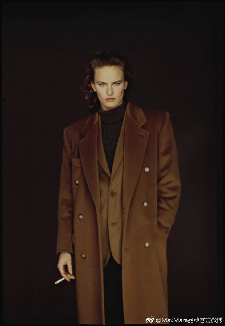 maxmara大衣,maxmara经典款大衣