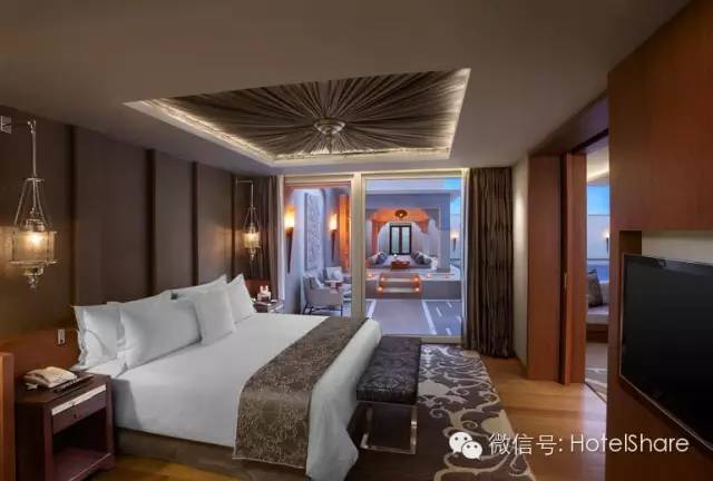 特朗普访印全程视频,特朗普开过的酒店