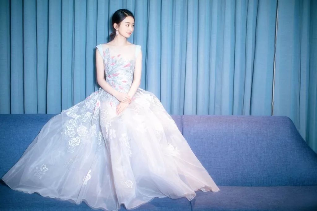 赵丽颖新剧被吐槽年纪大扮嫩,33岁赵丽颖依然少女感十足