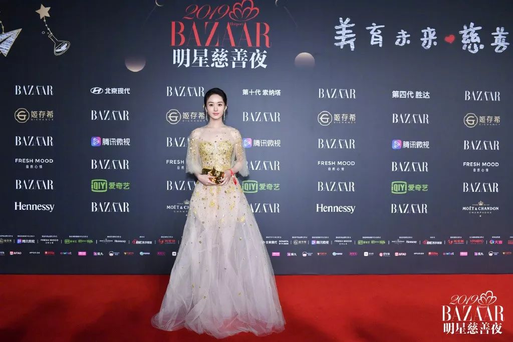 赵丽颖新剧被吐槽年纪大扮嫩,33岁赵丽颖依然少女感十足