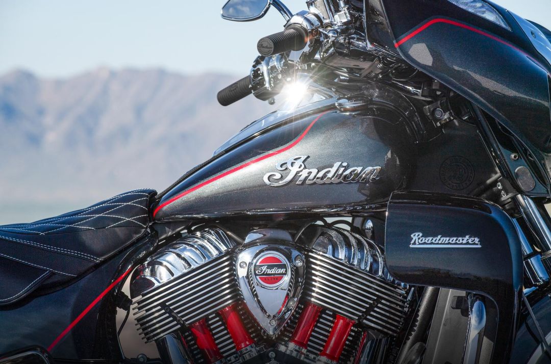 站在美式旅行车金字塔顶端的车型——印第安ROADMASTERELITE登场