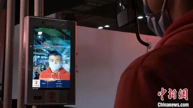 口红万万没想到,没想到口红败给了口罩