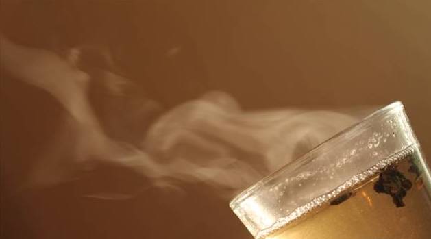 儿童开水烫伤急救处理,被开水烫伤怎么办最快最有效