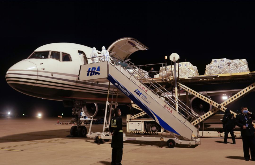 上海是一座英雄的城市,英雄的城市英雄的人民