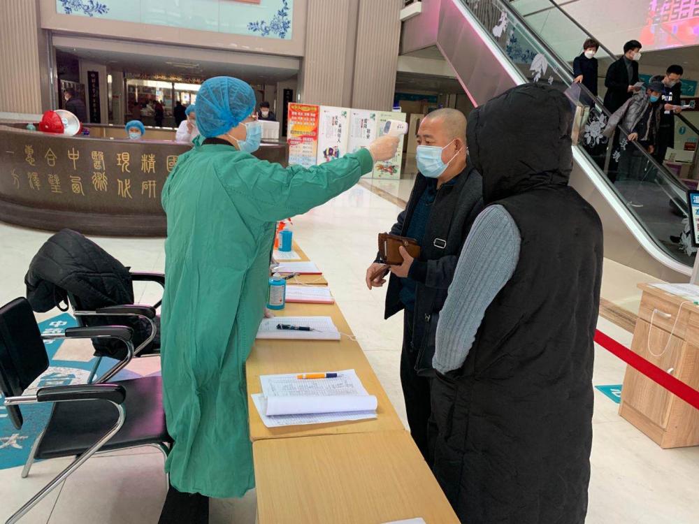 同心防疫共筑心理防线,同心战疫守护港城平安报道